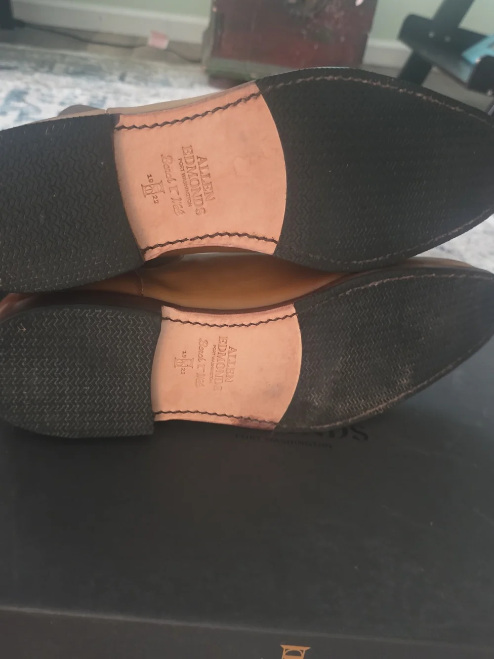 $550.Men's Tan Leather Allen Edmonds Chelsea Boots - Worn 2X